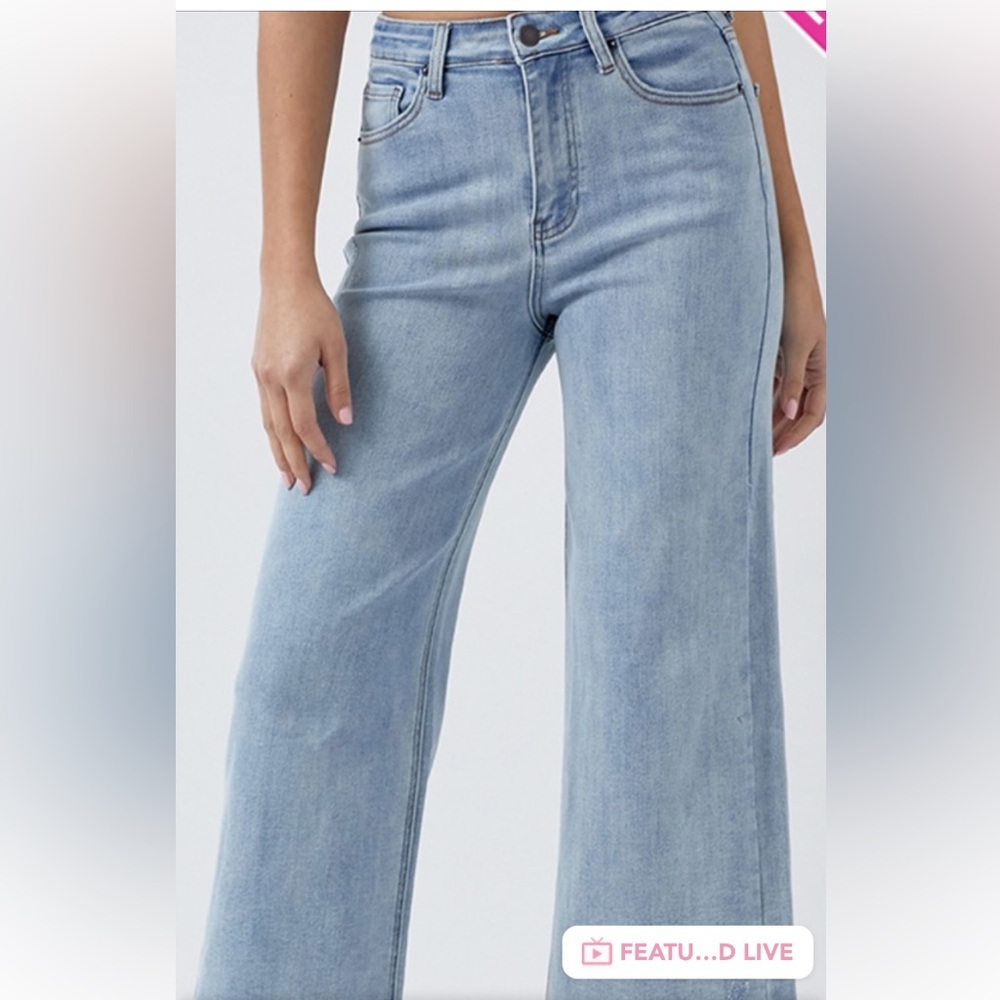 Risen Light wash Ankle Wide Leg Jeans
